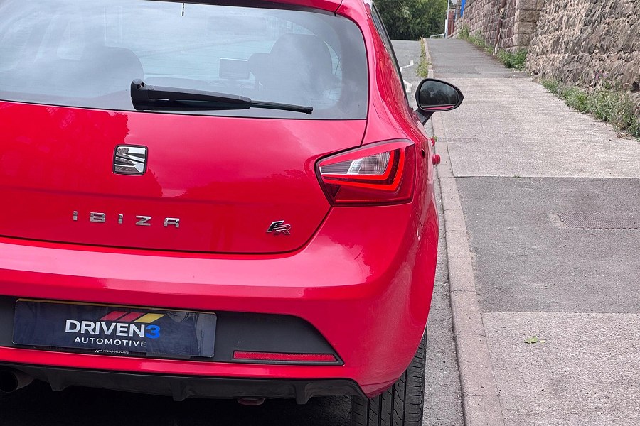 2015 SEAT Ibiza photo 5