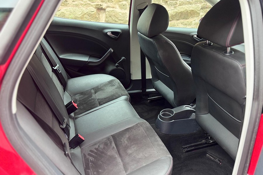 2015 SEAT Ibiza photo 11