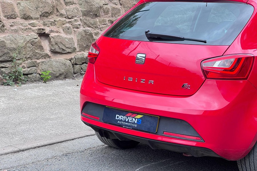 2015 SEAT Ibiza photo 7