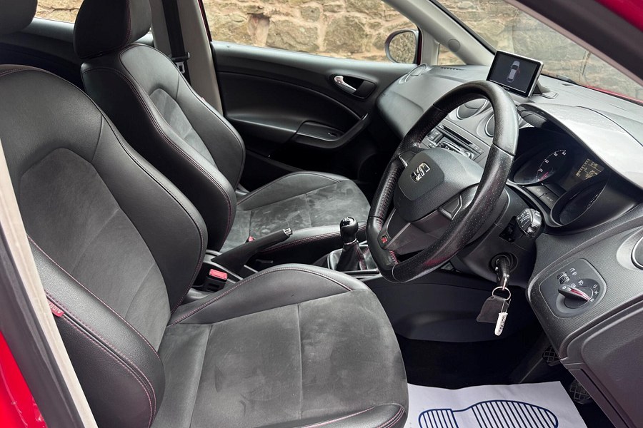2015 SEAT Ibiza photo 8