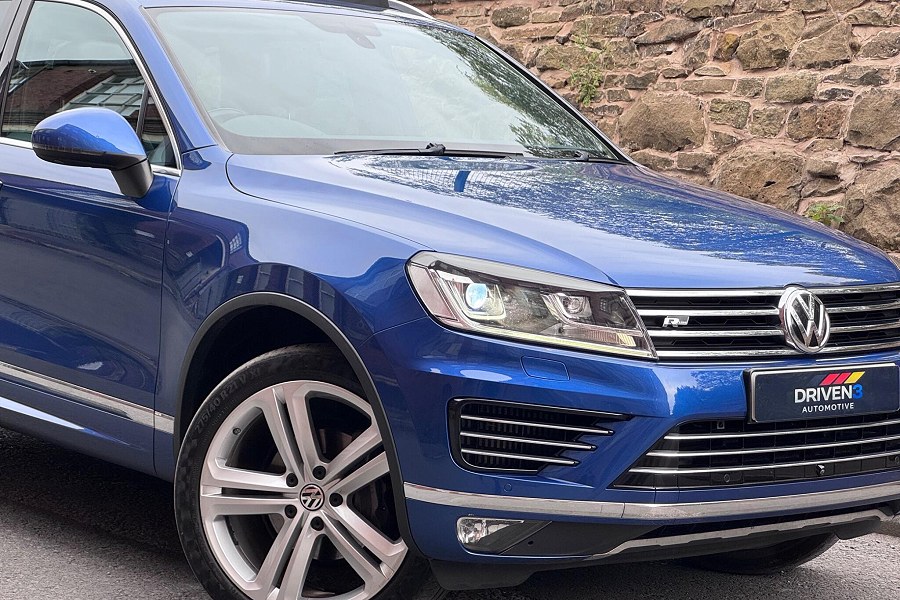 2018 Volkswagen Touareg photo 6