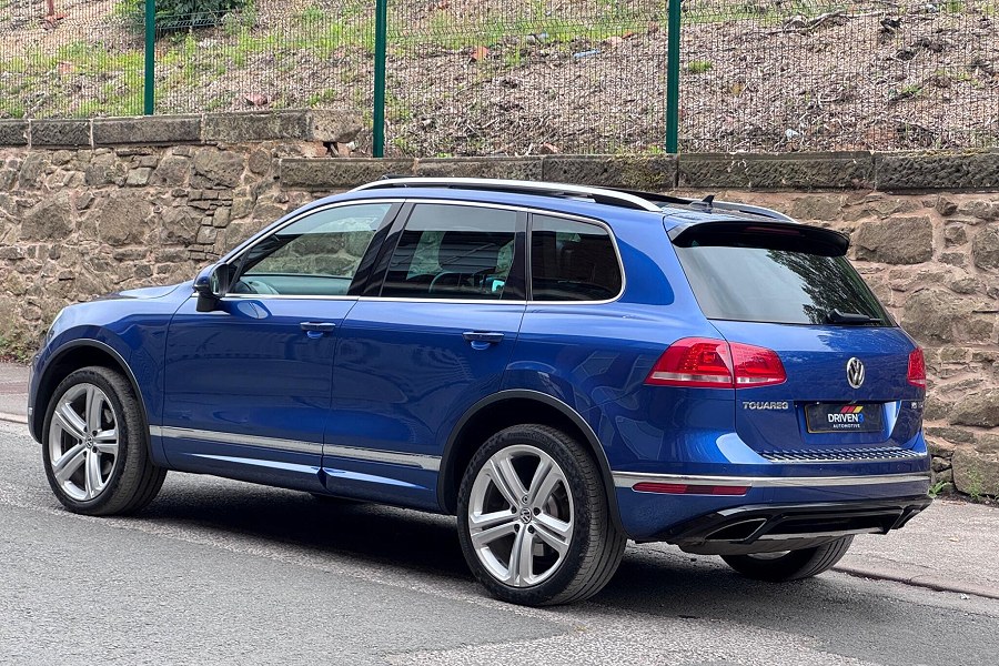 2018 Volkswagen Touareg photo 5