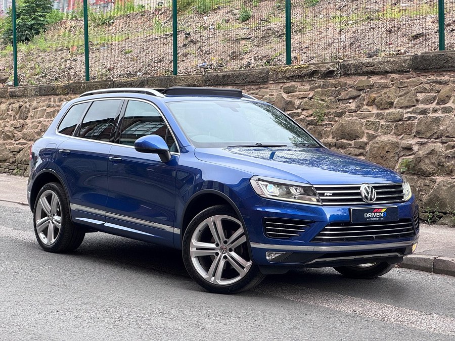 2017 Volkswagen Touareg photo 1