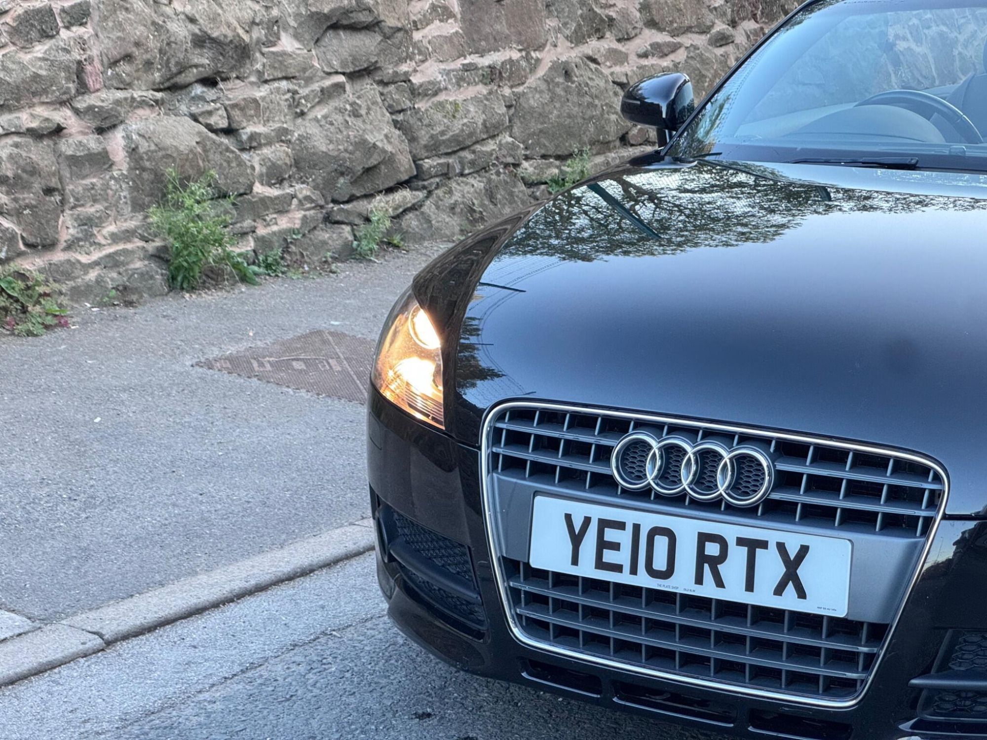Audi TT photo 2