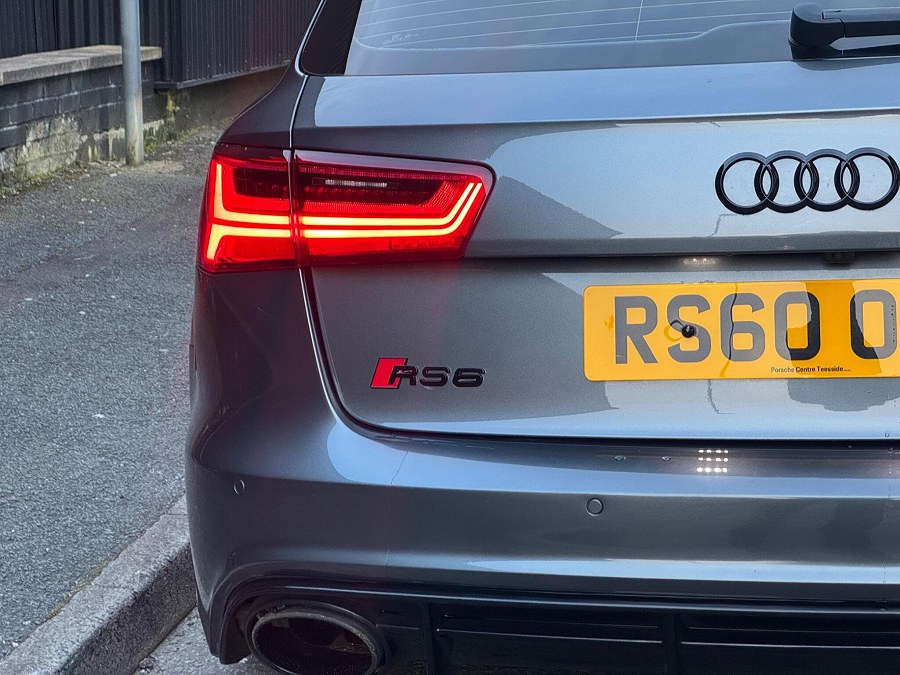Audi RS6 Avant photo 2