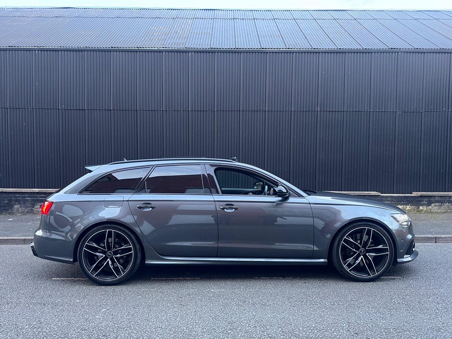 2015 Audi RS6 Avant photo 3
