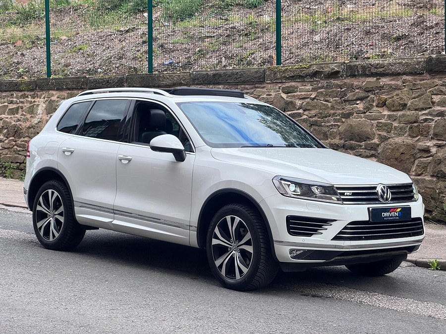 2017 Volkswagen Touareg photo 6