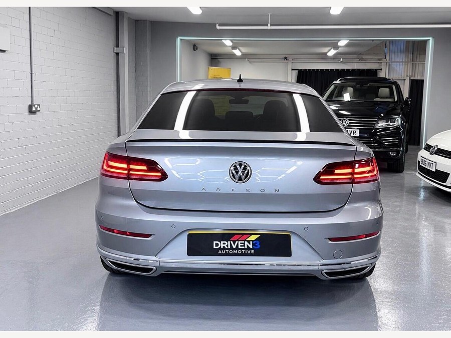 2018 Volkswagen Arteon photo 10