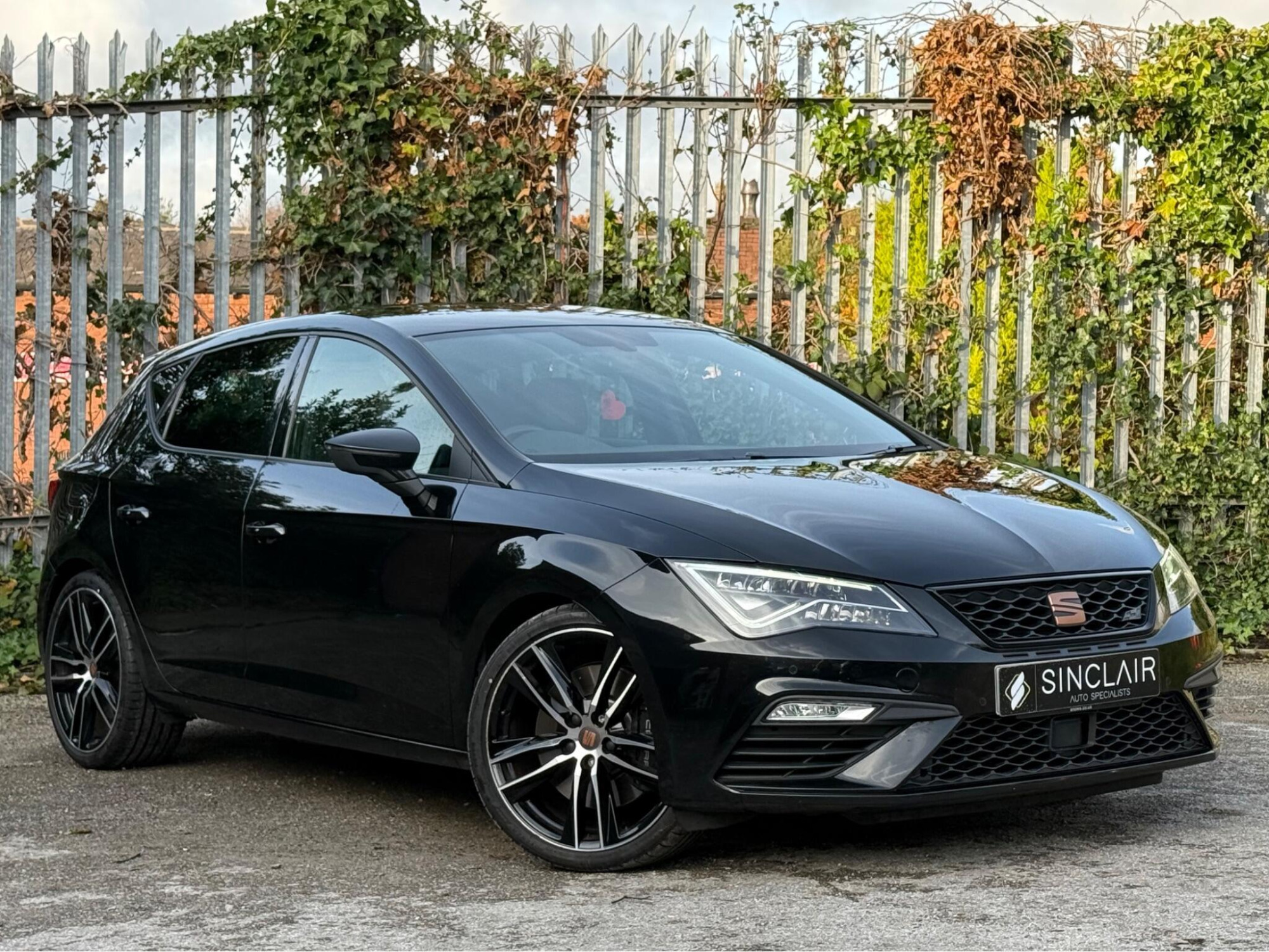 2019 SEAT Leon 2.0 TSI Cupra 290 DSG Euro 6 (s/s) 5dr for sale at Sinclair Auto Specialists