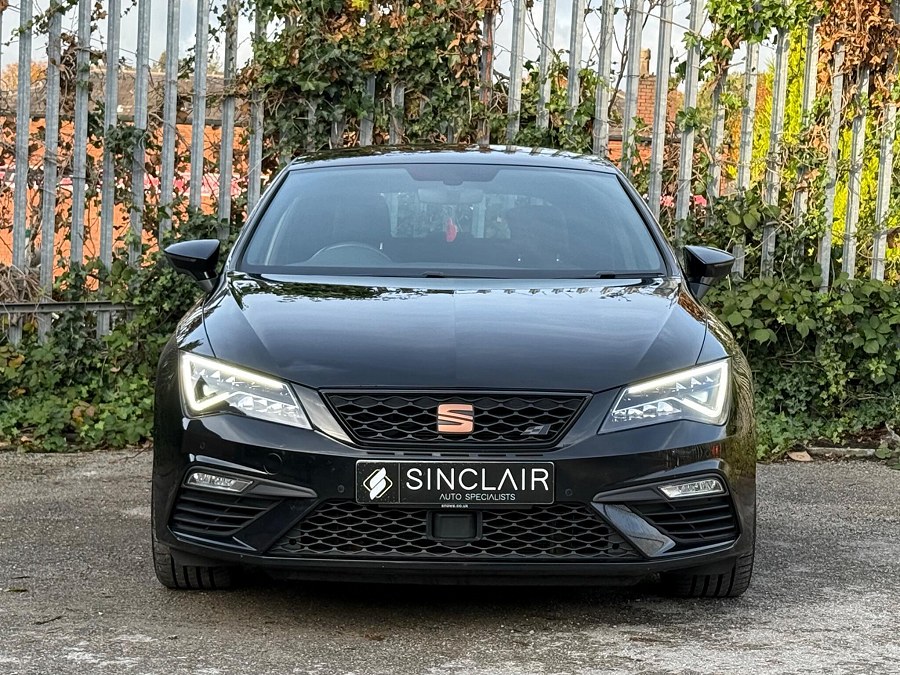 2019 SEAT Leon photo 2