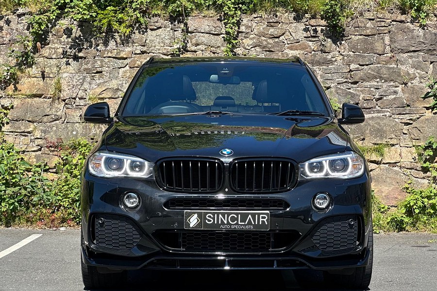 BMW X5 photo 2