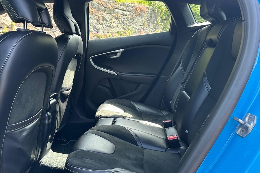 2015 Volvo V40 photo 12