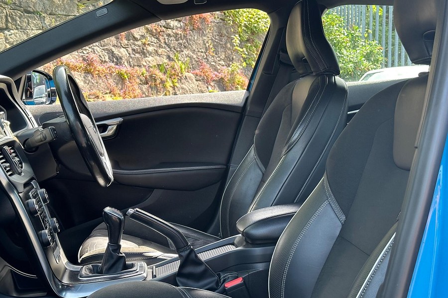 2015 Volvo V40 photo 10