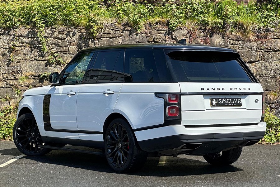 2020 Land Rover Range Rover photo 4