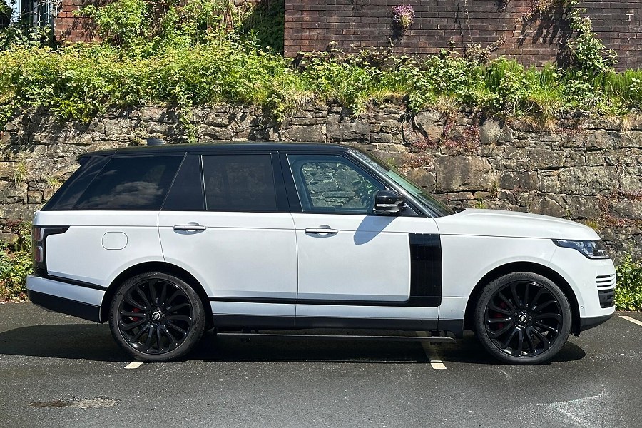 2020 Land Rover Range Rover photo 7