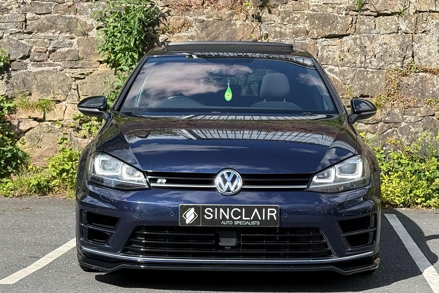 Volkswagen Golf photo 2