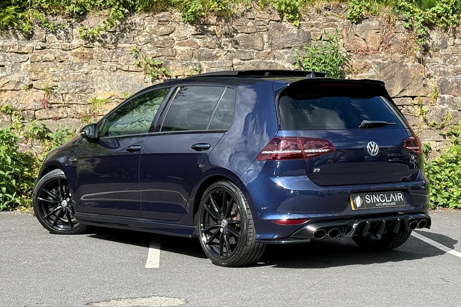 2015 Volkswagen Golf photo 4
