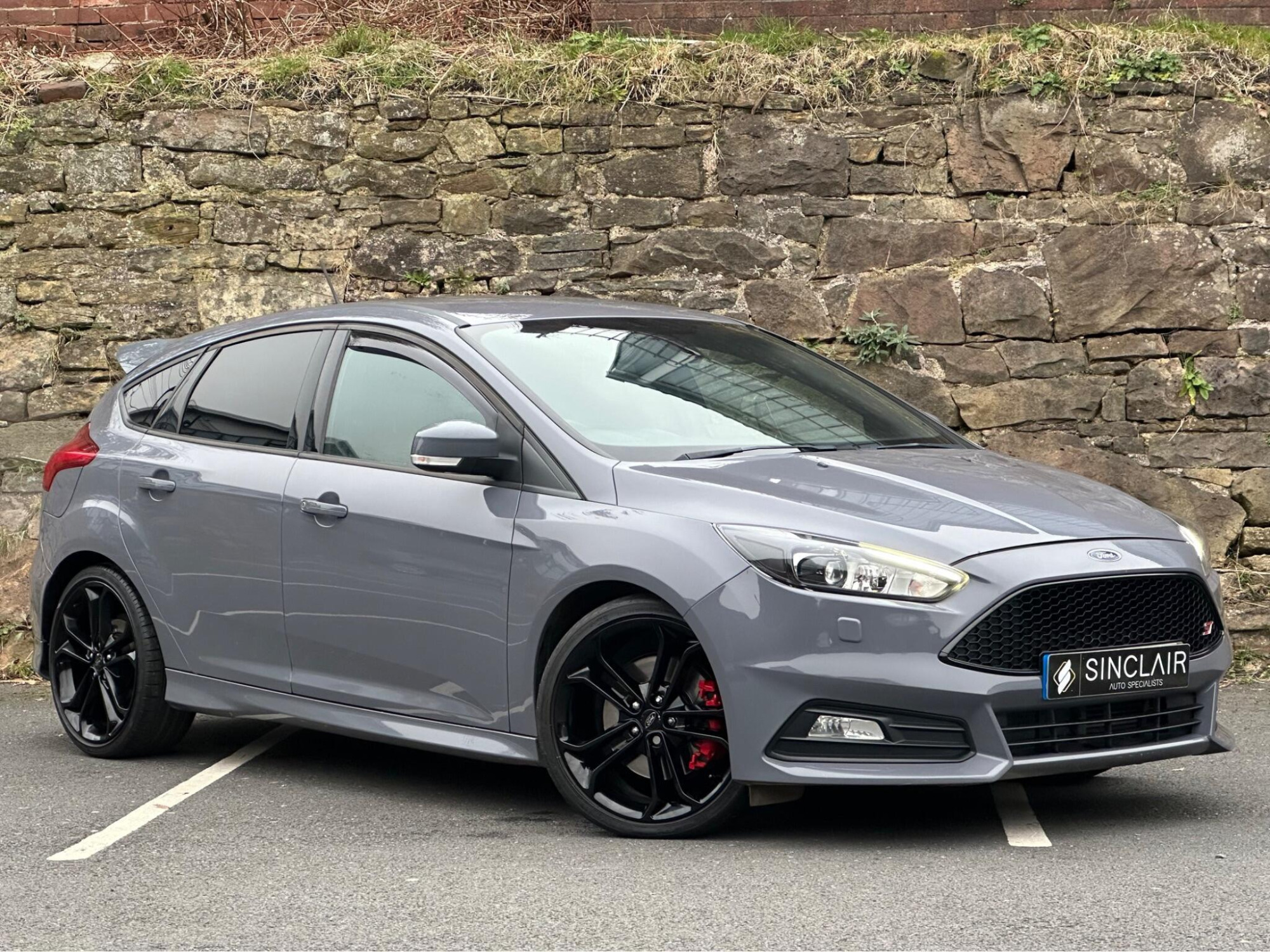 2015 Ford Focus 2.0T EcoBoost ST-3 Euro 6 (s/s) 5dr for sale at Sinclair Auto Specialists
