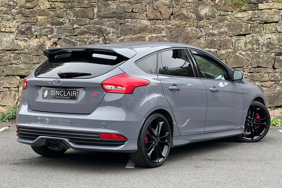 2015 Ford Focus photo 7