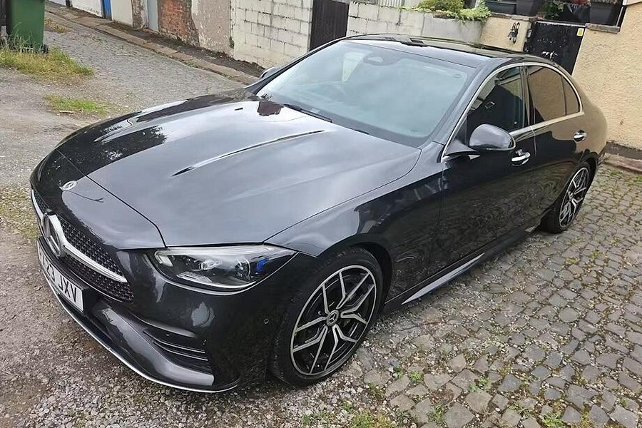 Mercedes-Benz C Class photo 2