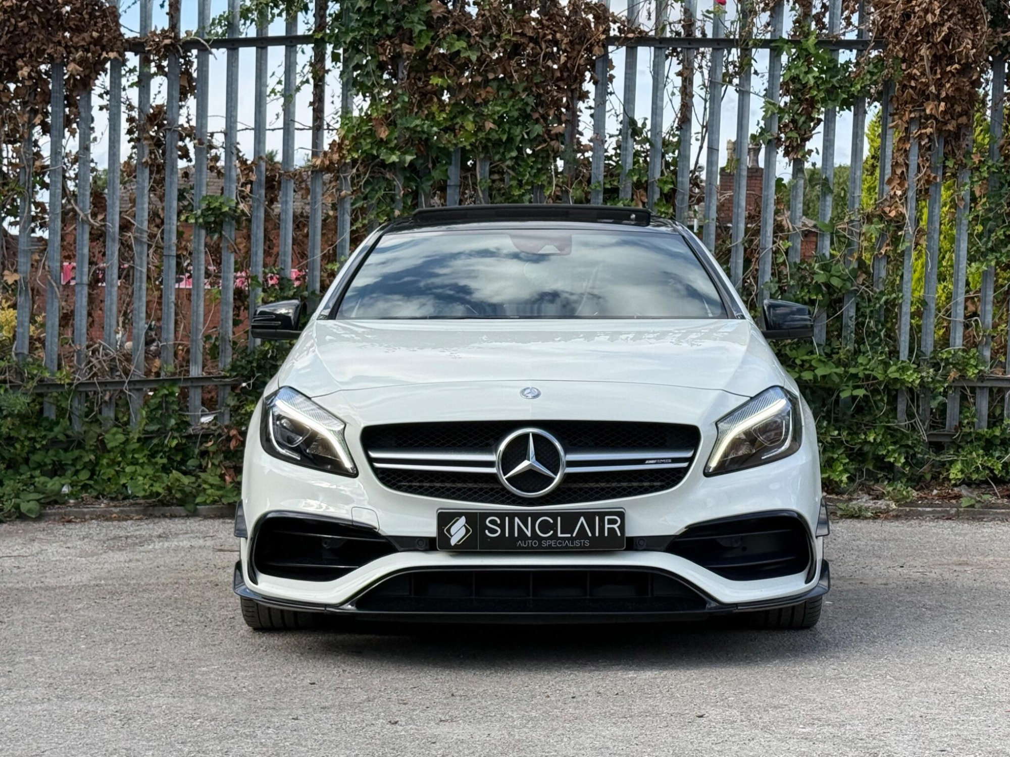 Mercedes-Benz A Class photo 2