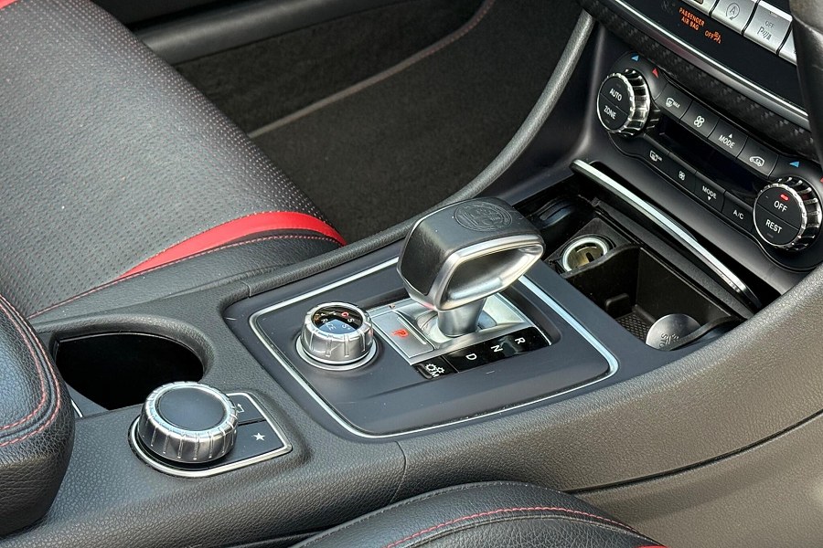 2016 Mercedes-Benz A Class photo 9