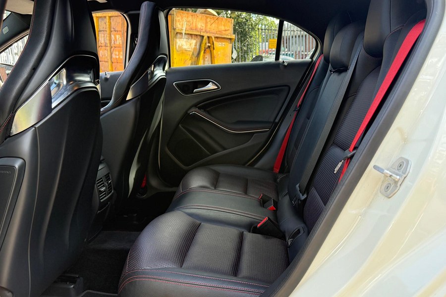 2016 Mercedes-Benz A Class photo 12