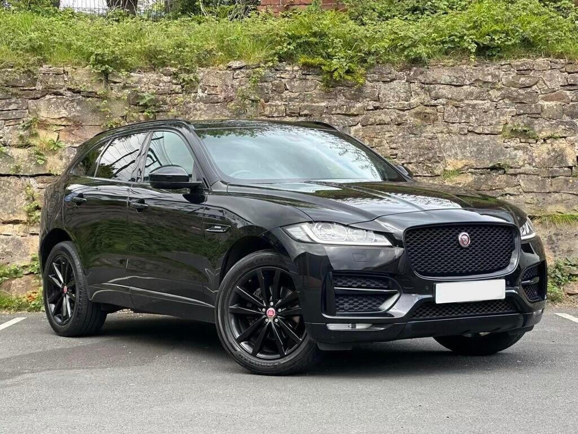 2018 Jaguar F-Pace