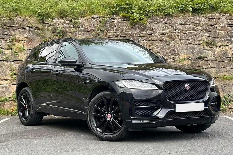 Jaguar F-PACE
