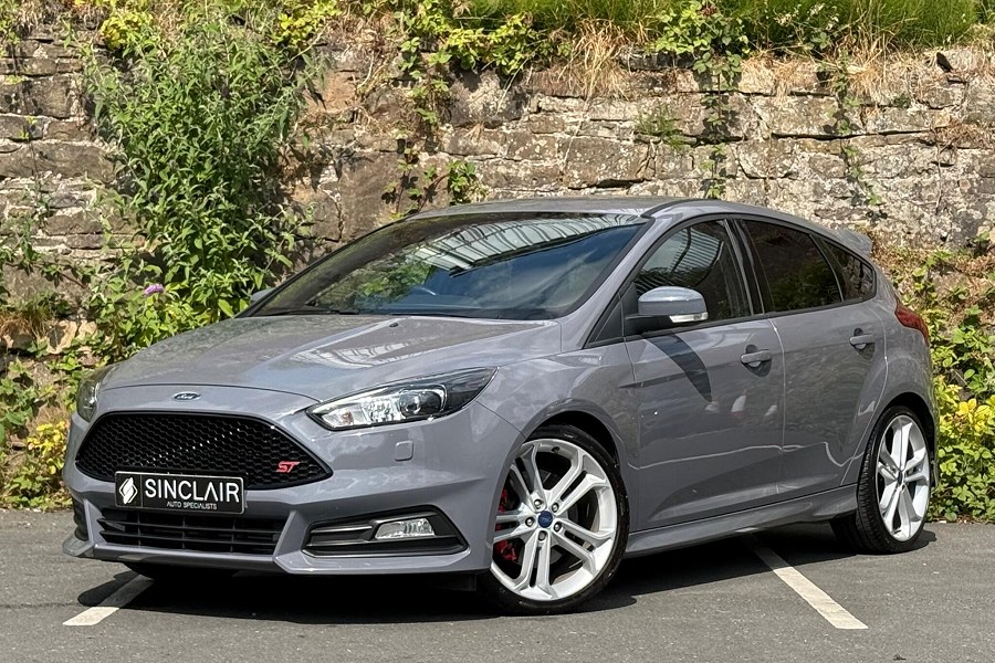 2016 Ford Focus photo 3