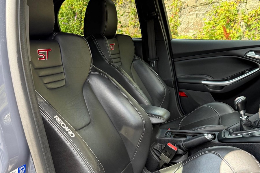 2016 Ford Focus photo 11