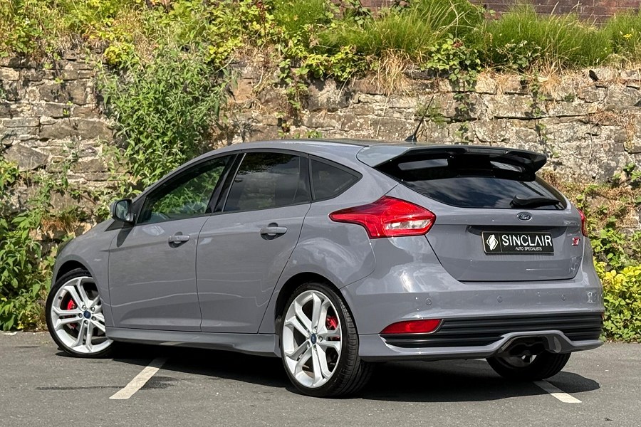 2016 Ford Focus photo 4