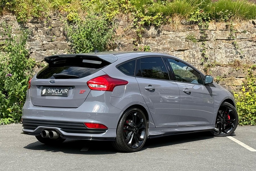 2017 Ford Focus photo 5