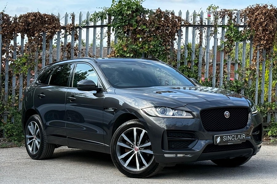 Jaguar F-PACE