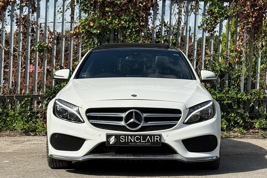 Mercedes-Benz C Class photo 2