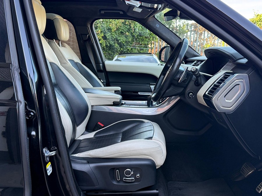 2018 Land Rover Range Rover Sport photo 11