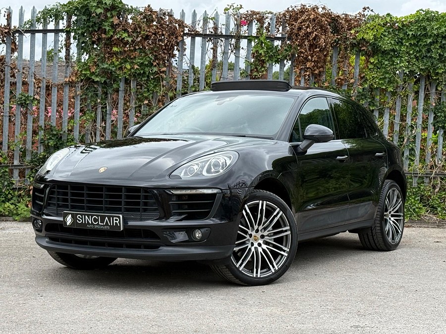 2016 Porsche Macan photo 3