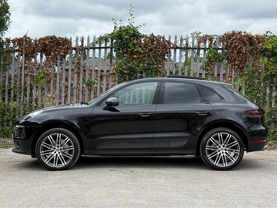 2016 Porsche Macan photo 5
