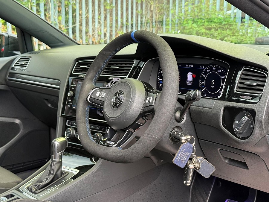 2018 Volkswagen Golf photo 9