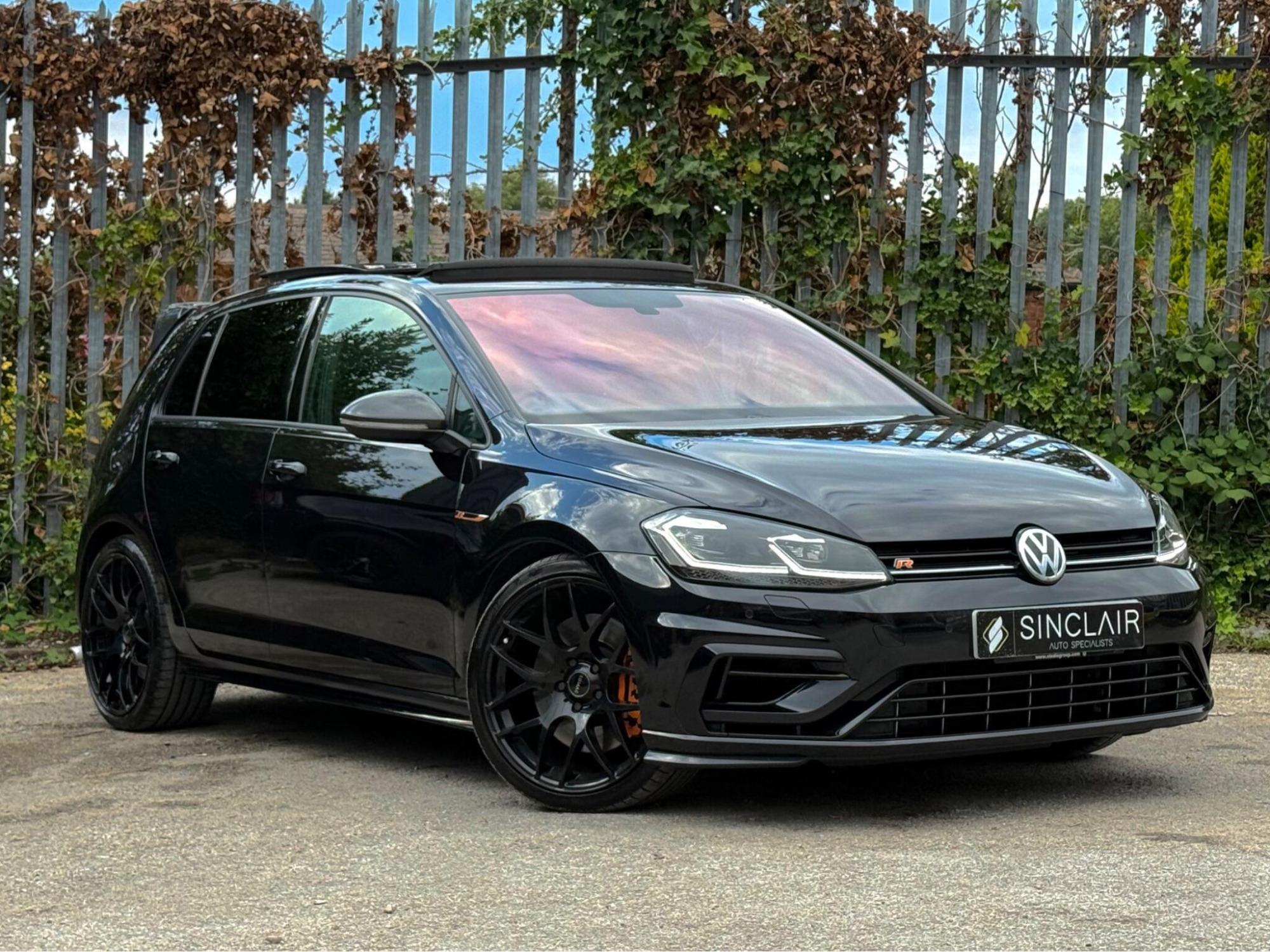 2018 Volkswagen Golf 2.0 TSI R DSG 4Motion Euro 6 (s/s) 5dr for sale at Sinclair Auto Specialists
