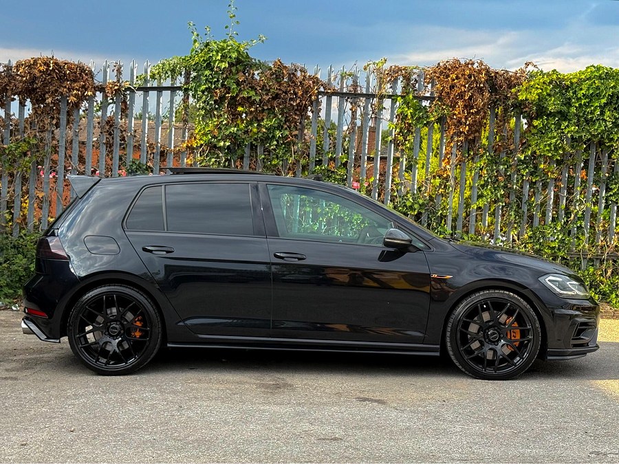 2018 Volkswagen Golf photo 7