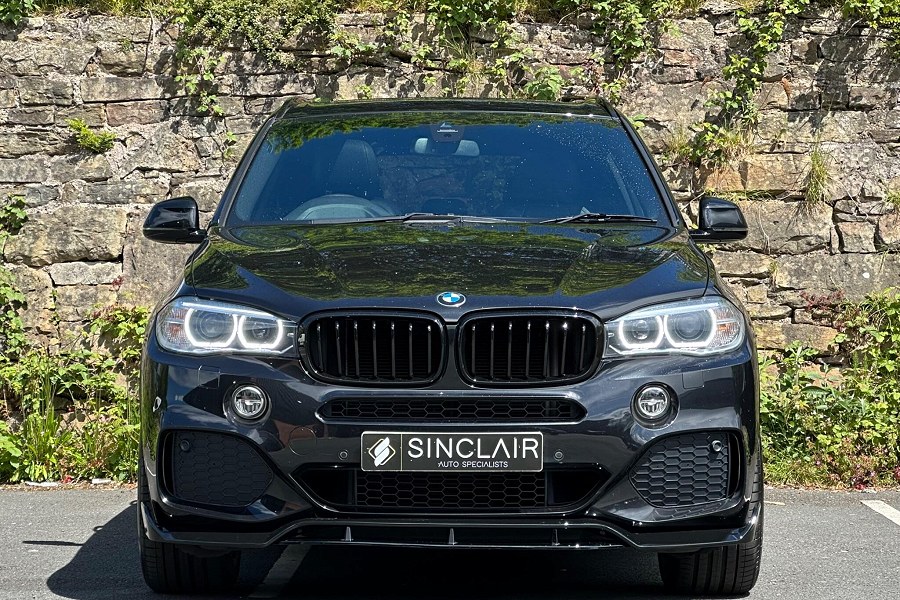 BMW X5 photo 2