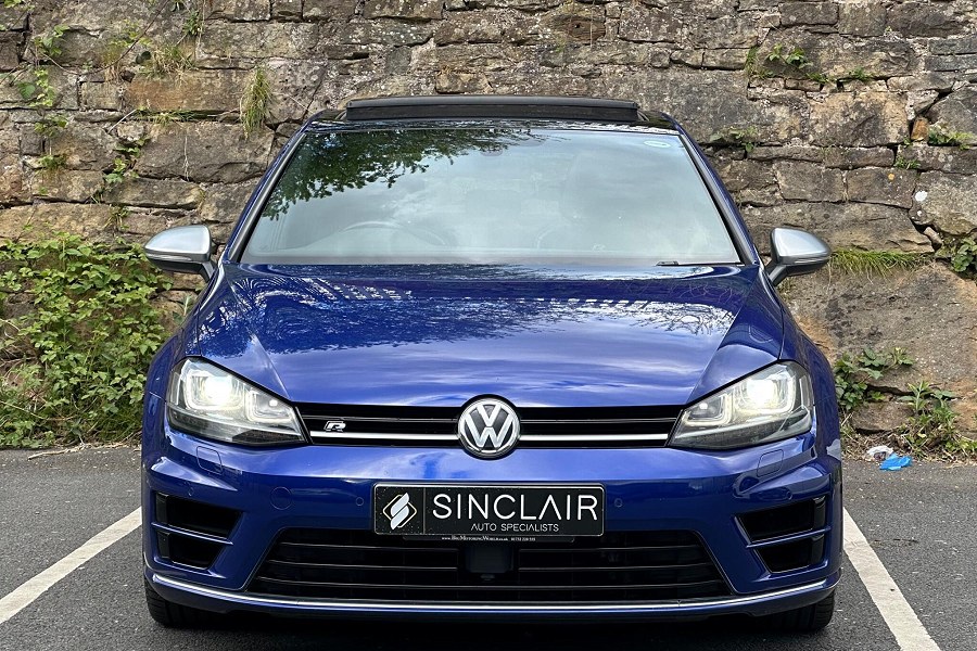 Volkswagen Golf photo 2