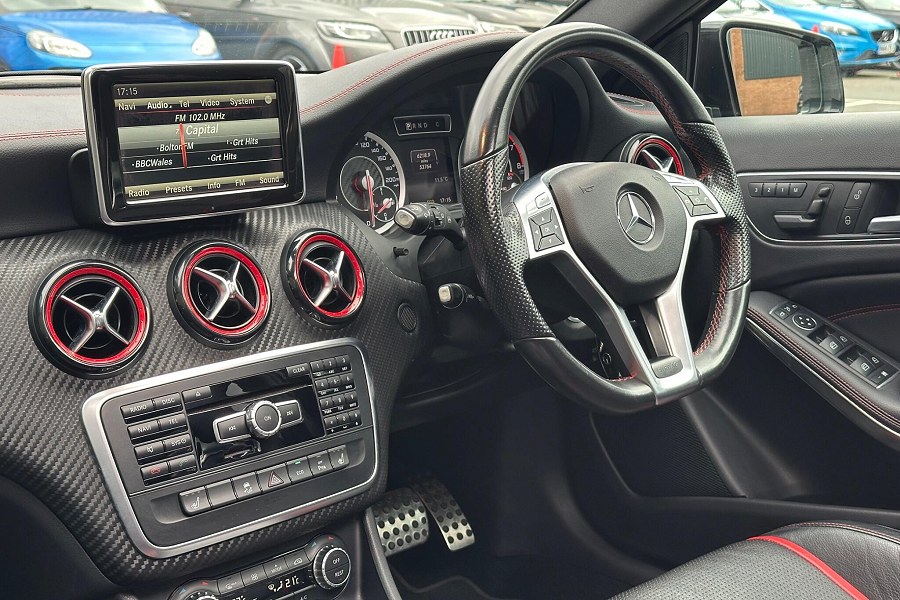 2015 Mercedes-Benz A Class photo 9