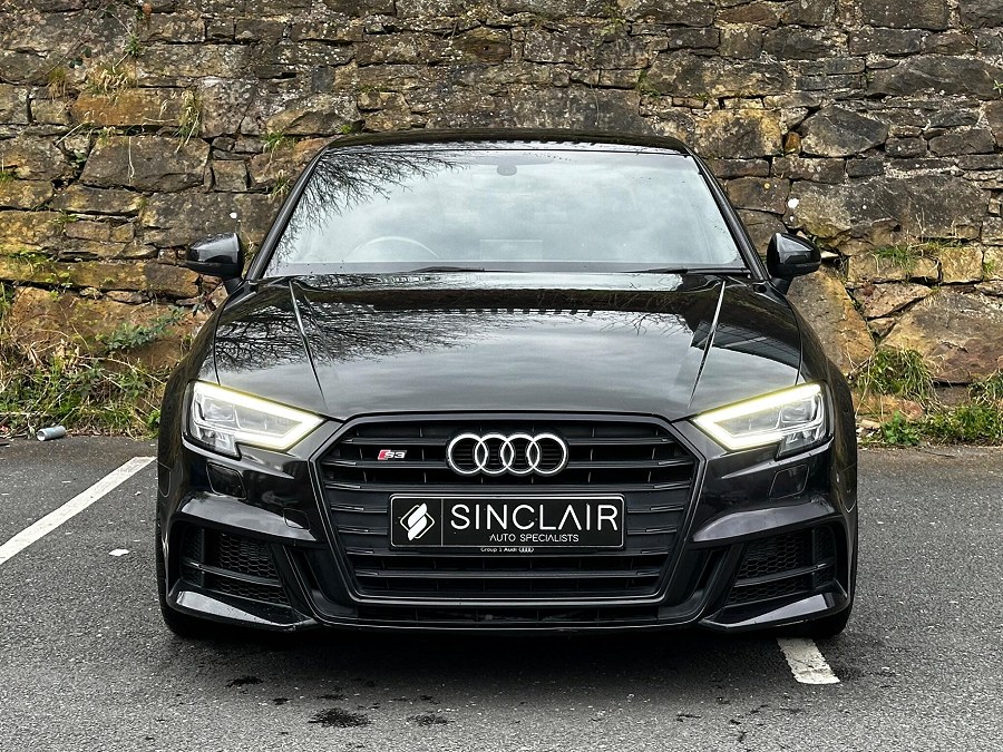Audi S3 photo 2