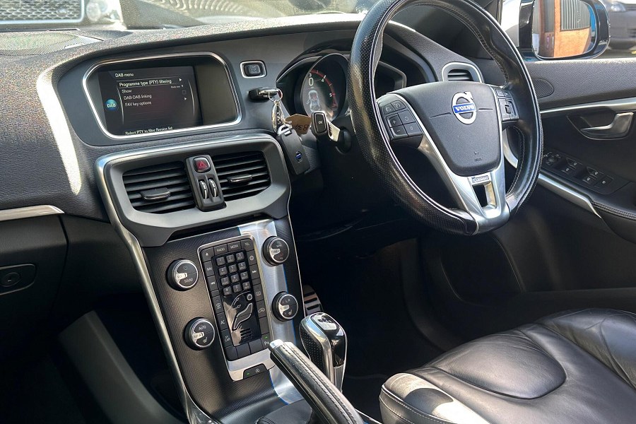 2014 Volvo V40 photo 12