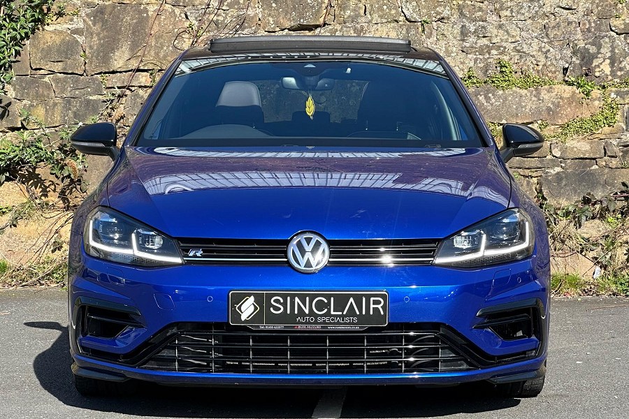 Volkswagen Golf photo 2