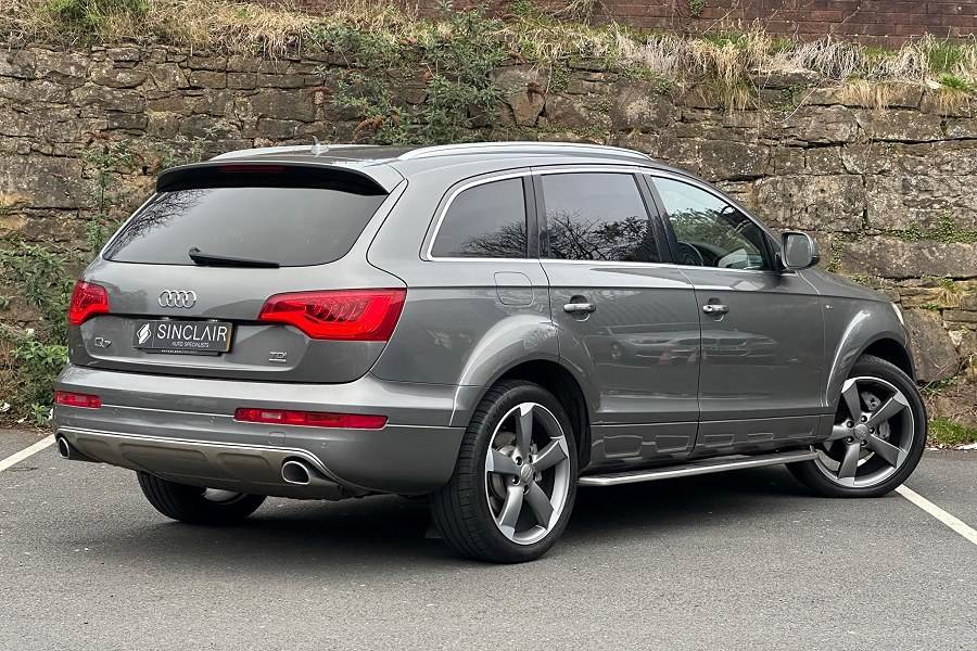 2015 Audi Q7 photo 7