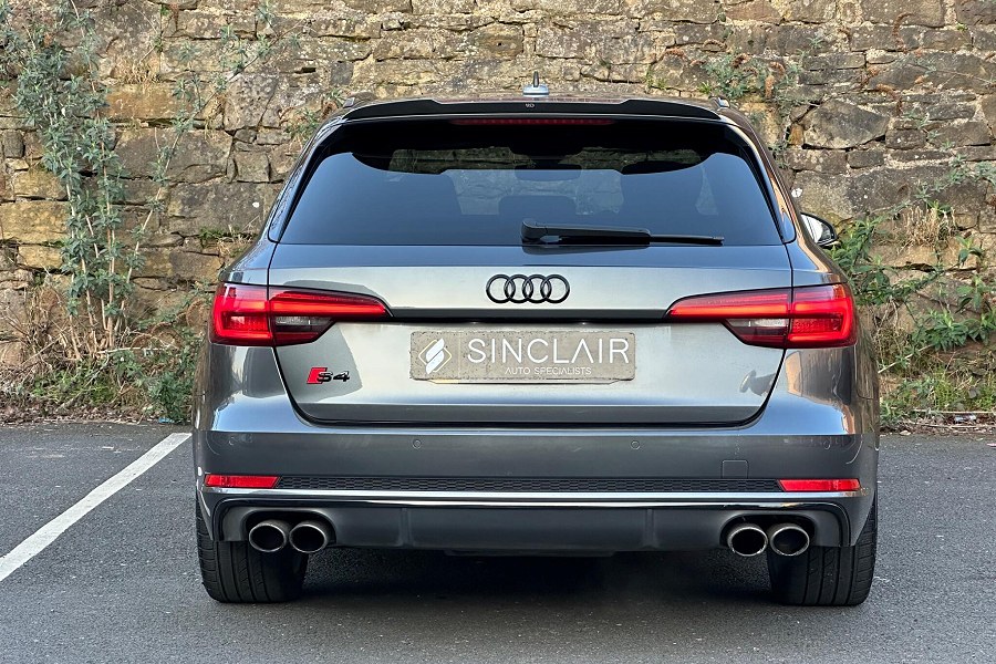 2017 Audi S4 Avant photo 8
