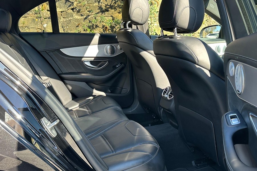 2016 Mercedes-Benz C Class photo 12